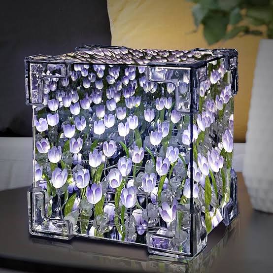 Tulips Lamp (Assembled) | Home Decor | Heartwarming Gift